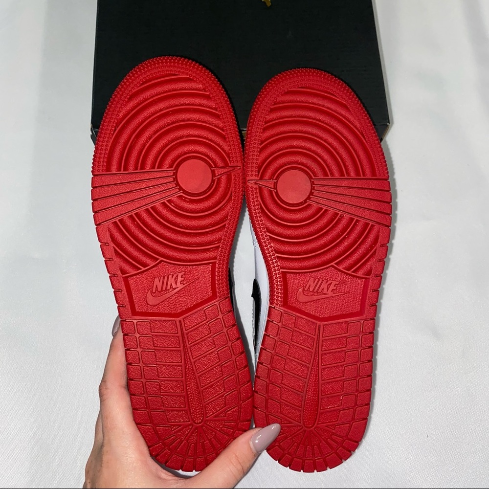 Nike Air Jordan 1 GS White Gym Red 5.5Y 7W NEW - Picture 3 of 5